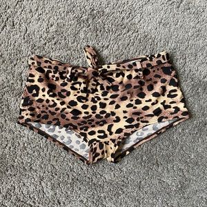 Leopard print bikini bottom